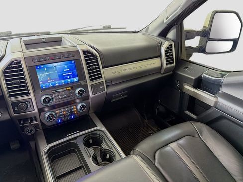 Used 2021 Ford F250 Platinum image 27