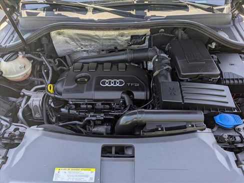 Used 2015 Audi Q3 2.0T Prestige w/ Prestige Package AWD/4WD image 24