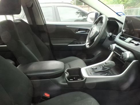 Certified 2023 Toyota RAV4 XLE w/ Convenience Package AWD/4WD image 9