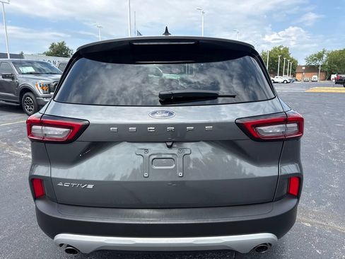 Used 2025 Ford Escape Active FWD image 8