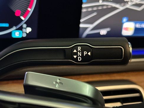 Used 2026 Mercedes-Benz GLE 350 4MATIC image 17