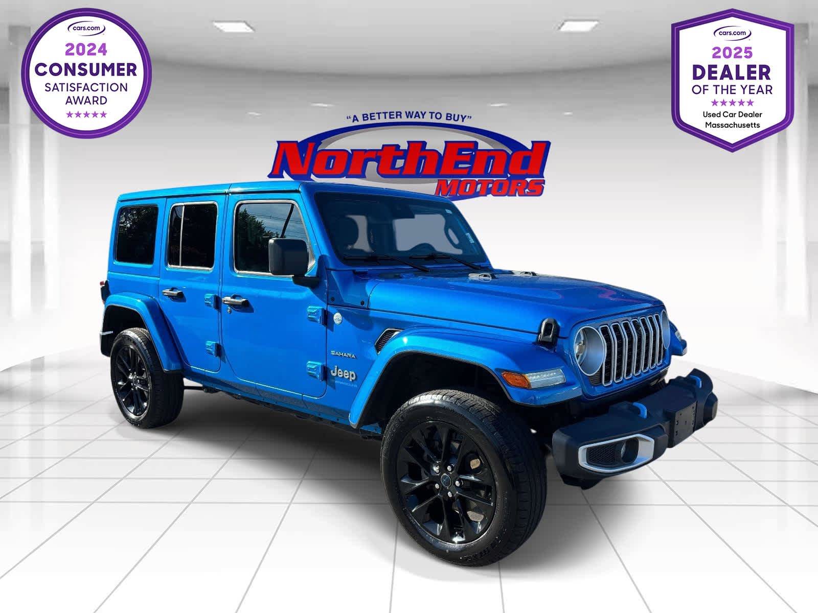 Used 2024 Jeep Wrangler Unlimited Sahara w/ Technology Group AWD/4WD image 1