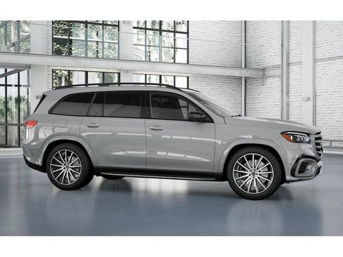 New 2026 Mercedes-Benz GLS 580 4MATIC image 14