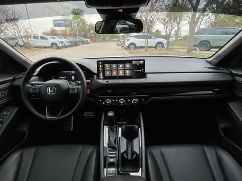 Used 2025 Honda Accord Sport image 11