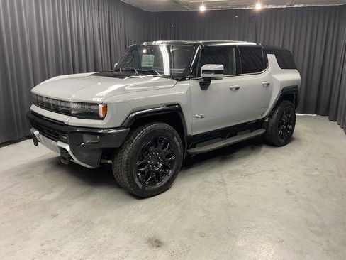 Used 2025 GMC Hummer EV 2X AWD/4WD image 3