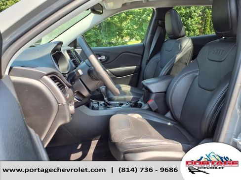 Used 2021 Jeep Cherokee Limited image 15