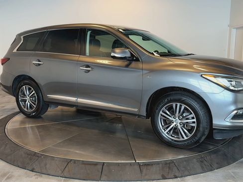 Used 2018 INFINITI QX60 FWD image 2