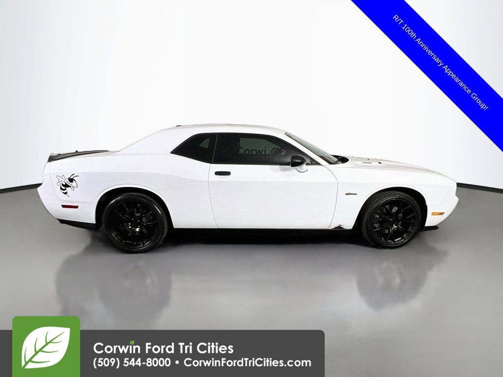 Used 2014 Dodge Challenger R/T RWD image 17