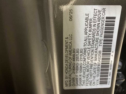 Used 2025 Acura TLX w/ Technology Package image 21