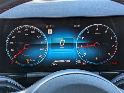 Certified 2022 Mercedes-Benz GLA 35 AMG 4MATIC image 11