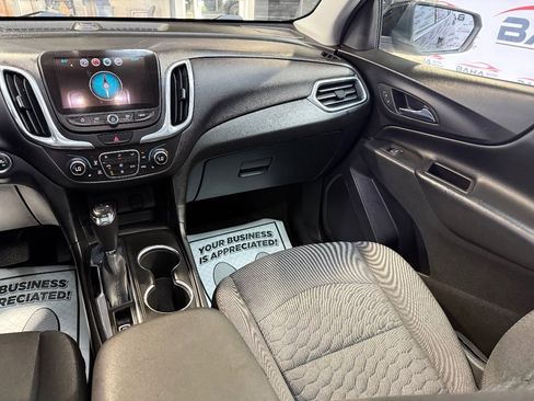 Used 2018 Chevrolet Equinox LT w/ Sun & Infotainment Package image 29