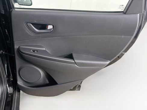 Used 2019 Hyundai Kona SE w/ Cargo Package FWD image 28