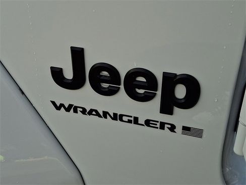 New 2026 Jeep Wrangler Sahara image 23