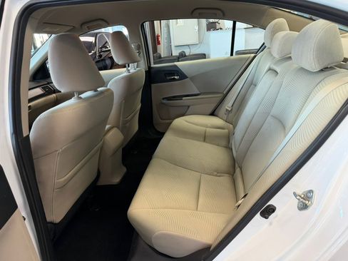 Used 2015 Honda Accord LX image 21