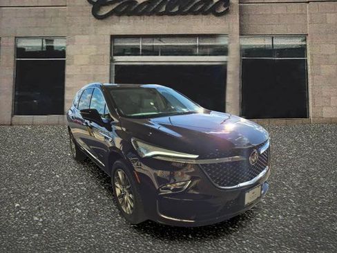 Used 2024 Buick Enclave Avenir w/ Avenir Technology Package AWD/4WD image 7