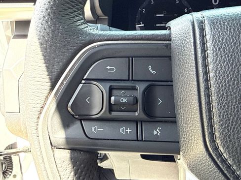 Used 2024 Toyota Tacoma TRD Sport AWD/4WD image 24