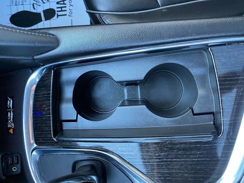 Used 2021 Buick Enclave Avenir AWD/4WD image 39