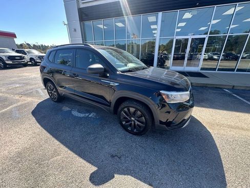 Used 2022 Volkswagen Taos S w/ IQ Drive S Package image 2