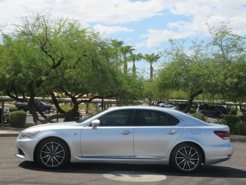 Used 2013 Lexus LS 460 w/ F-Sport Pkg RWD image 2