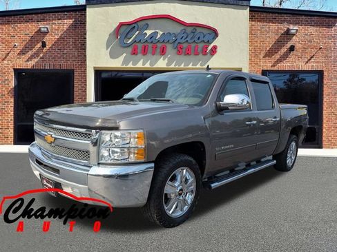Used 2012 Chevrolet Silverado 1500 LT w/ All-Star Edition RWD image 9
