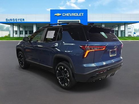 Used 2025 Chevrolet Equinox RS AWD/4WD image 9