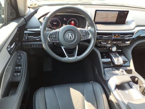 Certified 2024 Acura MDX SH-AWD w/ Technology Package image 9