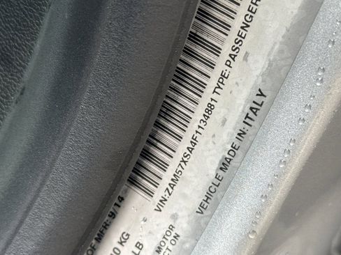 Used 2015 Maserati Ghibli image 29