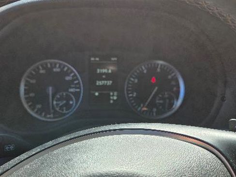Used 2016 Mercedes-Benz Metris Passenger image 9