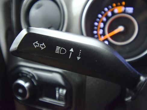 Used 2023 Jeep Wrangler Unlimited Sport AWD/4WD image 35