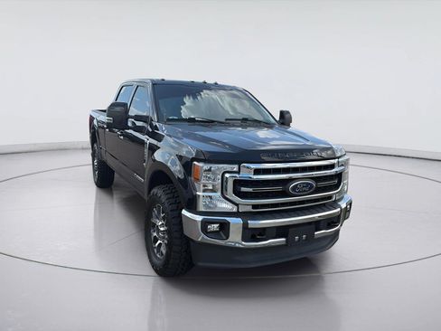 Used 2020 Ford F250 Lariat w/ Lariat Ultimate Package AWD/4WD image 3