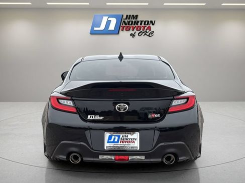 Used 2024 Toyota GR86 Premium RWD image 6