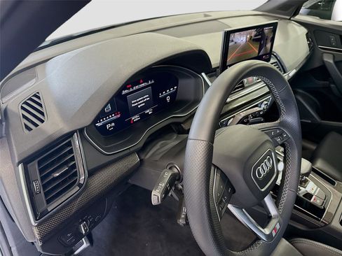 Used 2023 Audi SQ5 Premium Plus w/ Premium Plus Package AWD/4WD image 14
