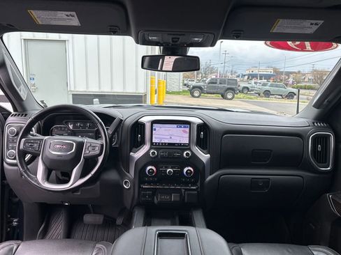 Used 2019 GMC Sierra 1500 SLT w/ SLT Premium Plus Package image 25