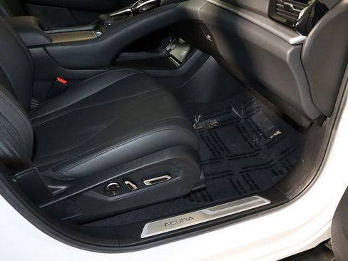 Used 2024 Acura RDX SH-AWD image 34