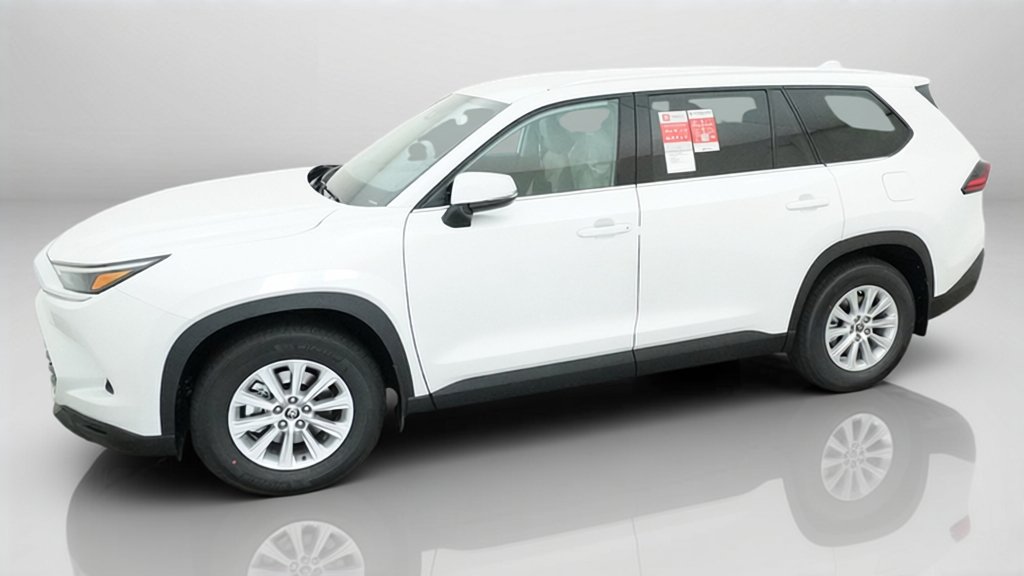New 2026 Toyota Grand Highlander XLE FWD image 5