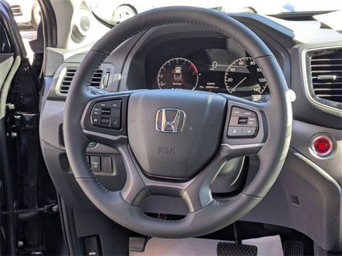 New 2026 Honda Ridgeline RTL image 17