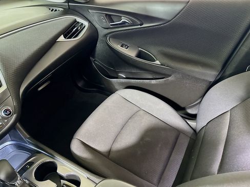Used 2024 Chevrolet Malibu LT FWD image 20