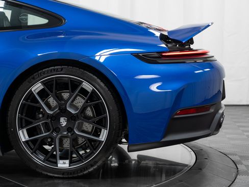 Used 2026 Porsche 911 Carrera T RWD image 53