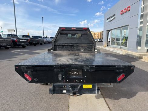 Used 2024 Chevrolet Silverado 3500 LT w/ Convenience Package image 5