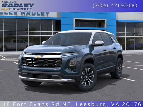 New 2026 Chevrolet Equinox LT w/ Convenience Package II image 8