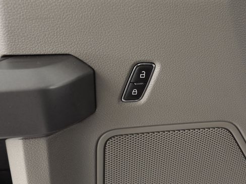 Used 2019 Ford F150 XLT w/ Equipment Group 302A Luxury image 27