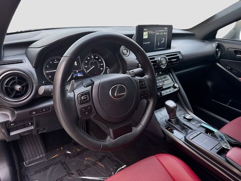 Used 2025 Lexus IS 350 F Sport image 9