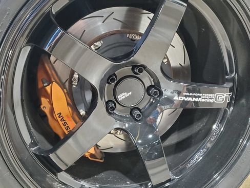 Used 2017 Nissan GT-R Premium AWD/4WD image 35