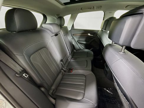 Certified 2024 Audi Q5 Premium AWD/4WD image 25