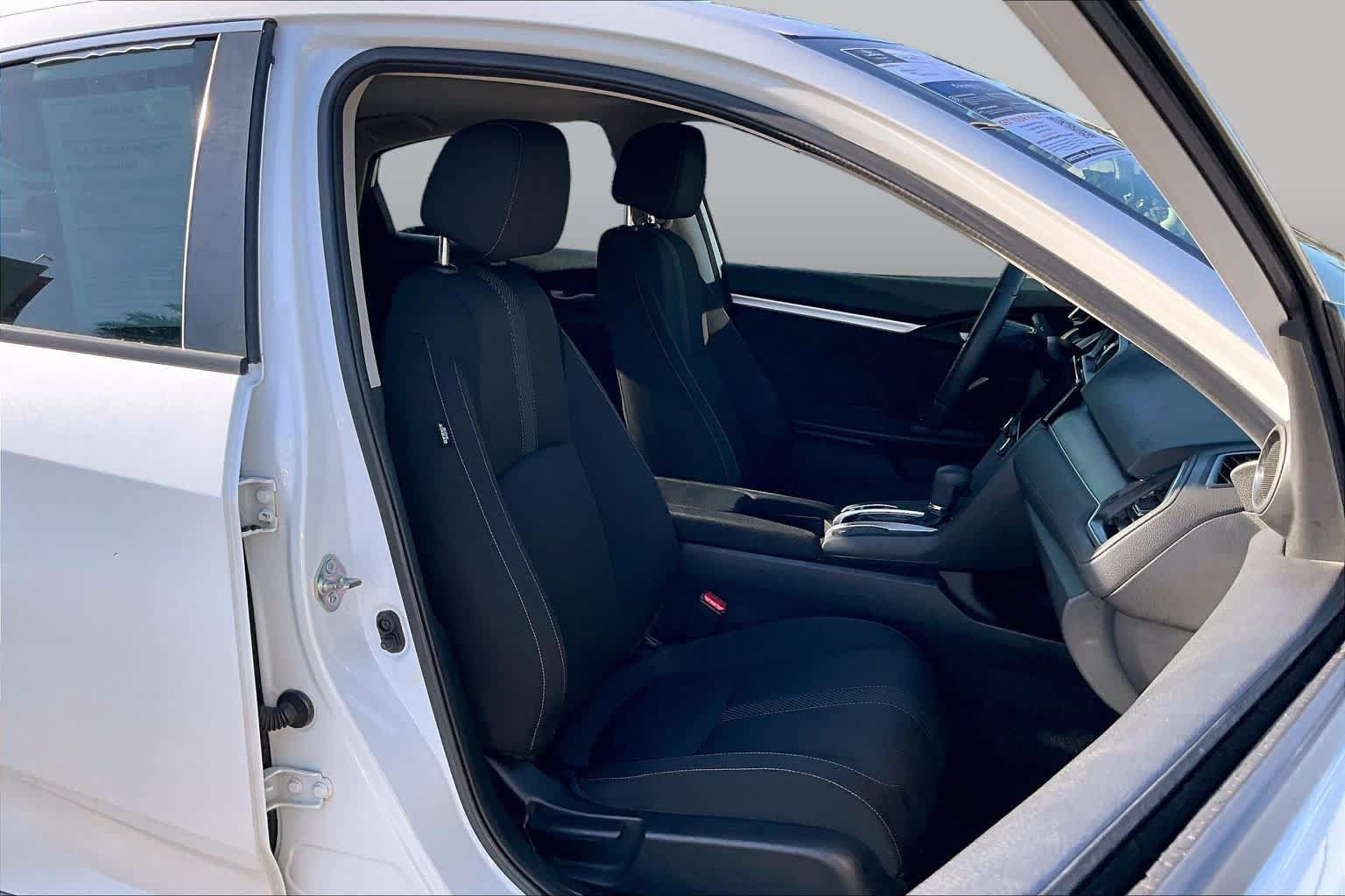 Used 2018 Honda Civic EX image 8