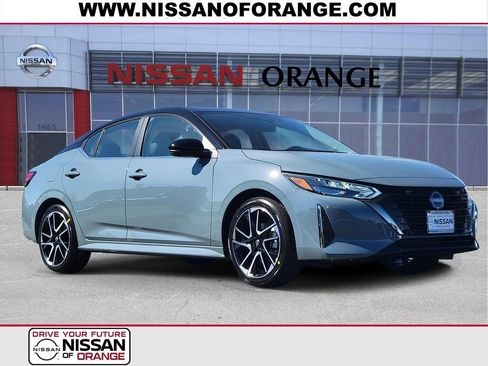 New 2025 Nissan Sentra SR w/ SR Premium Package image 1