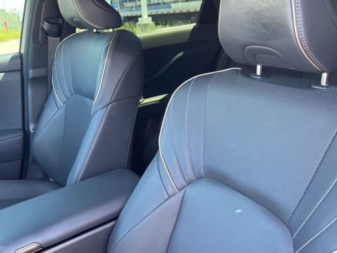 Used 2025 Toyota Crown Signia image 11