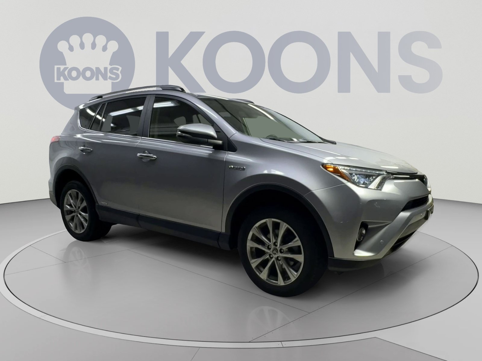 Used 2017 Toyota RAV4 Limited AWD/4WD image 2
