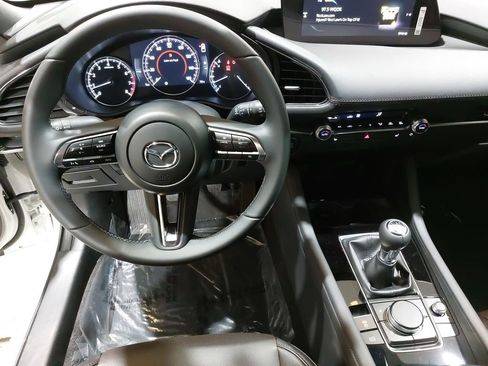 New 2026 MAZDA MAZDA3 2.5 S Hatchback w/ Premium Pkg image 17