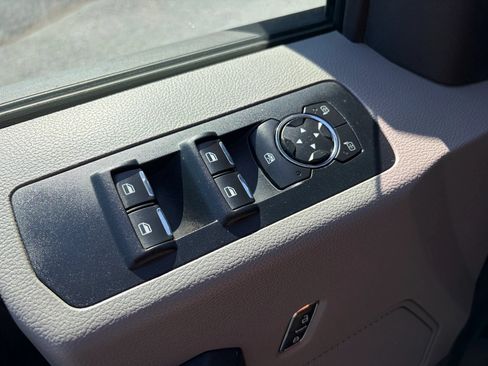 Used 2015 Ford F150 XL w/ XL Power Equipment Group AWD/4WD image 23